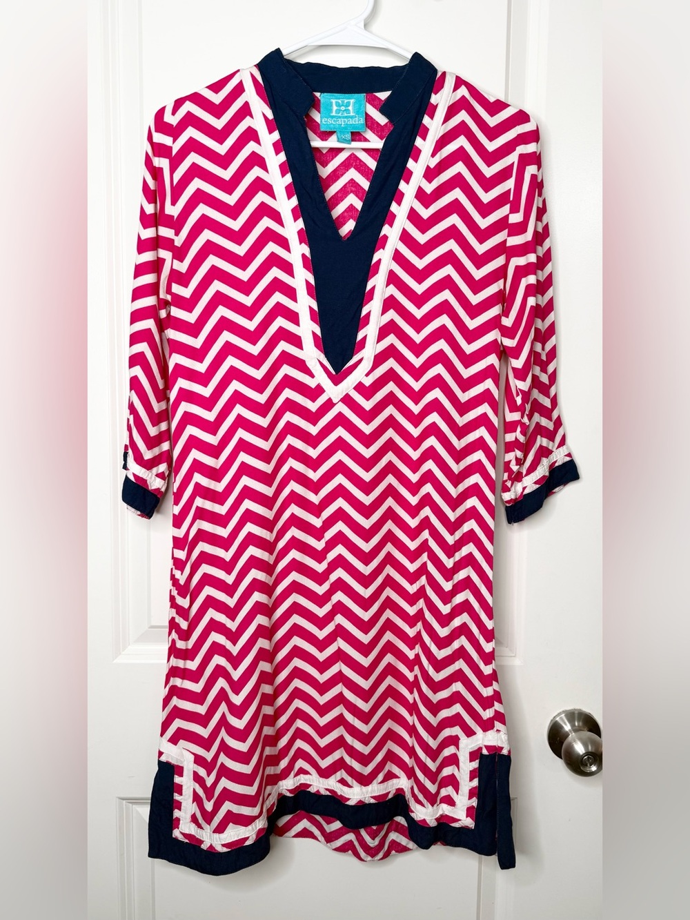 Escapada XS Pink White Chevron Tunic Dress Navy Trim Resort Beach Cover Up